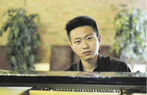 Hemer: Der preisgekrnte Pianist Jun Zhao spielt am 214 Juni auf der Veranstaltung zum Gedenktag fr die Opfer von Flucht und Vertreibung.